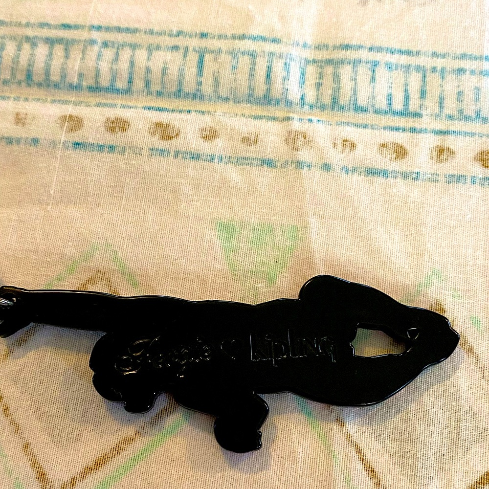 Very Rare: Fergie for Kipling "The Kiss" Coin Keychain - Picture 5 of 7